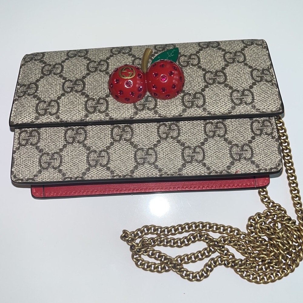 Gucci supreme chain bag - Picture 6 of 8